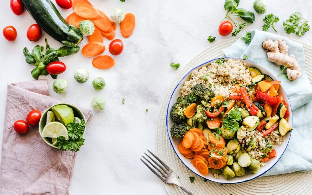 Preparación de alimentos frescos con maquinaria de hostelería HR Fainca de fabricación española